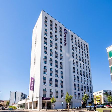 Premier Inn Koeln City Sued Exterior photo