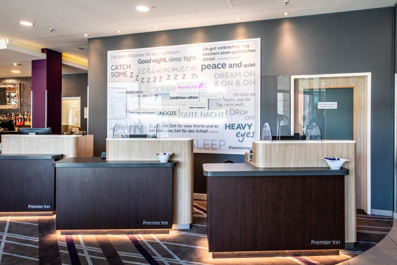 Premier Inn Koeln City Sued Exterior photo